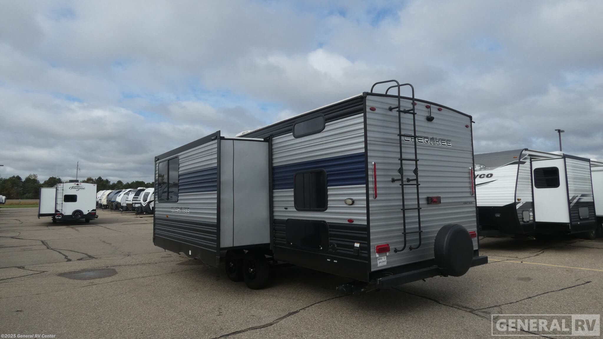 Contact us now about this 2022 Forest River Cherokee 274BRB! 2022 Cherokee 274BRB by Forest River from General RV Center in Birch Run, Michigan