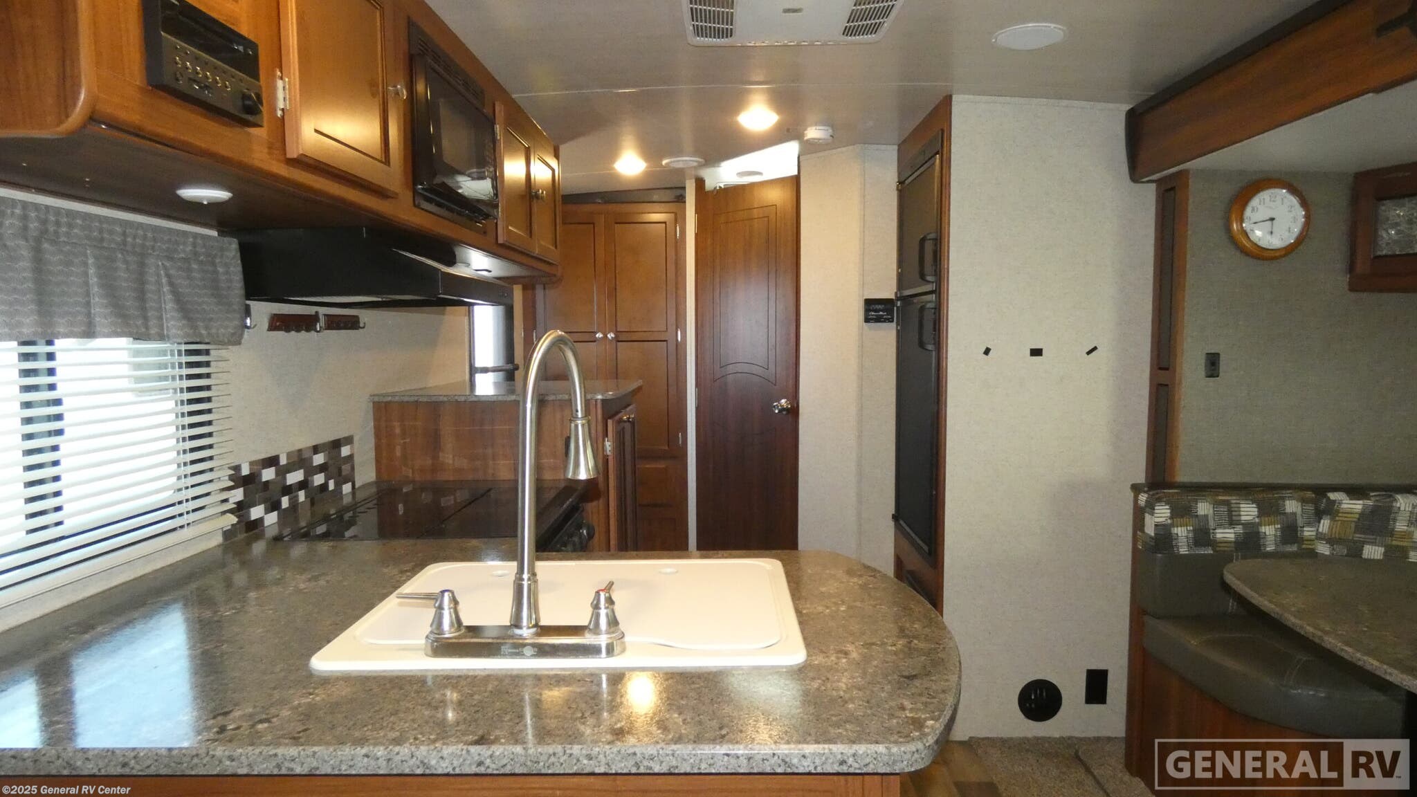 Call now about this 2017 Heartland Wilderness 2185RB! 2017 Heartland Wilderness 2185RB - Used Travel Trailer For Sale by General RV Center in Birch Run, Michigan