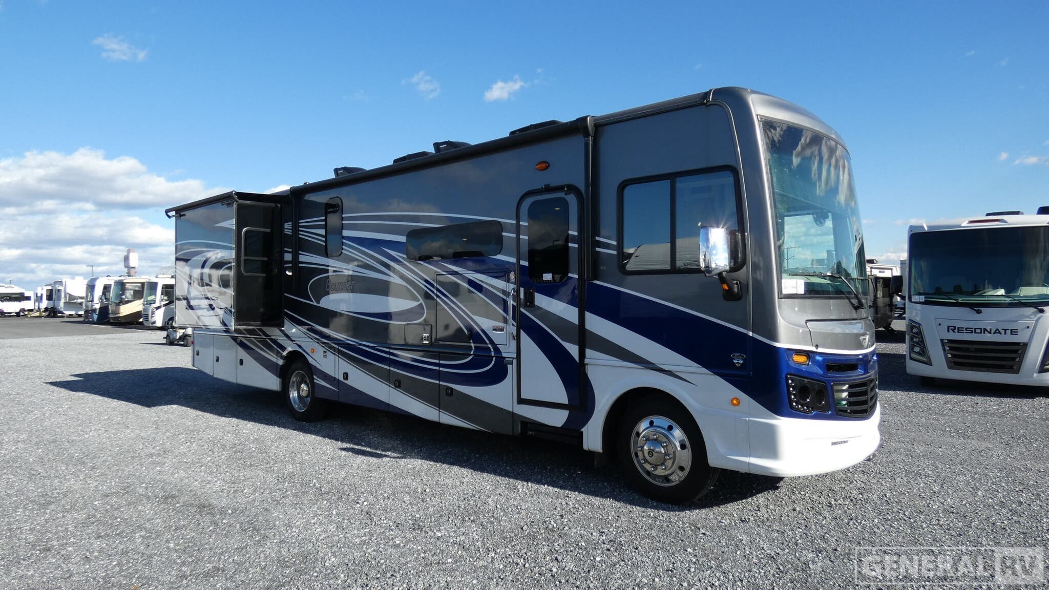 Email now about this 2023 Fleetwood Bounder 35K! Used 2023 Fleetwood Bounder 35K available in Birch Run, Michigan