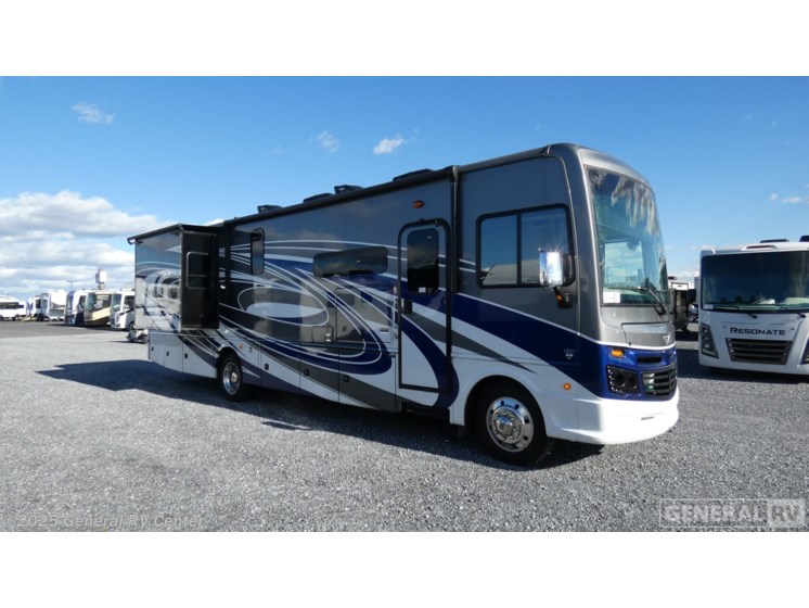 Email now about this 2023 Fleetwood Bounder 35K! Used 2023 Fleetwood Bounder 35K available in Birch Run, Michigan