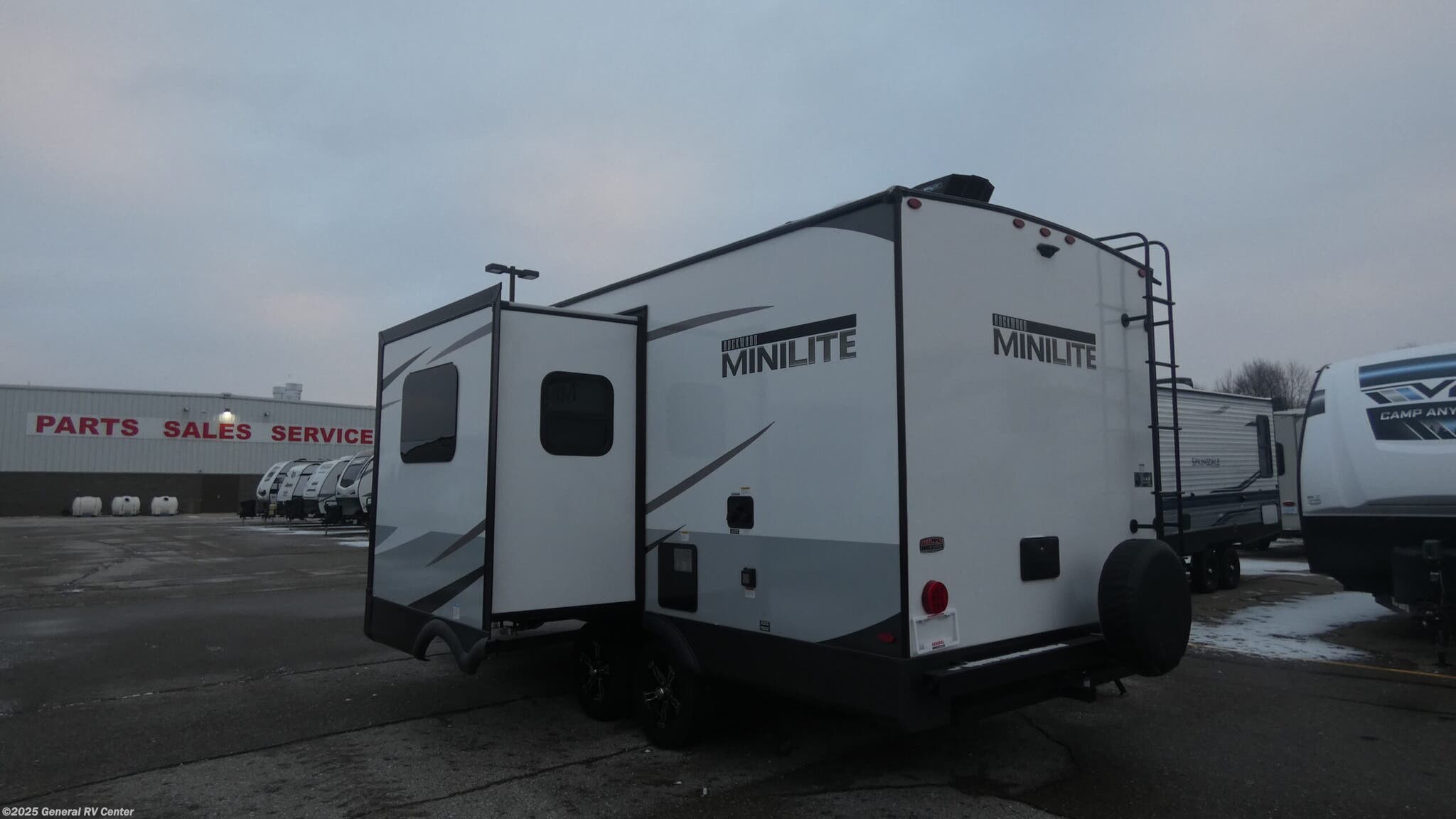 Contact us now about this 2023 Forest River Rockwood Mini Lite 2205S! 2023 Rockwood Mini Lite 2205S by Forest River from General RV Center in Birch Run, Michigan