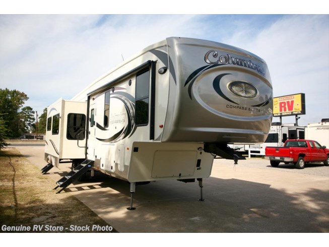 2018 Palomino Columbus 374BHC 2018 Palomino Columbus 374BHC