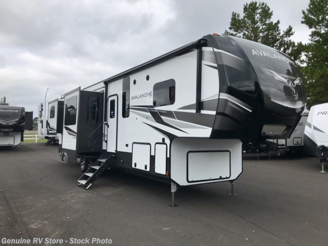 2021 Keystone Avalanche 375RD 2021 Keystone Avalanche 375RD