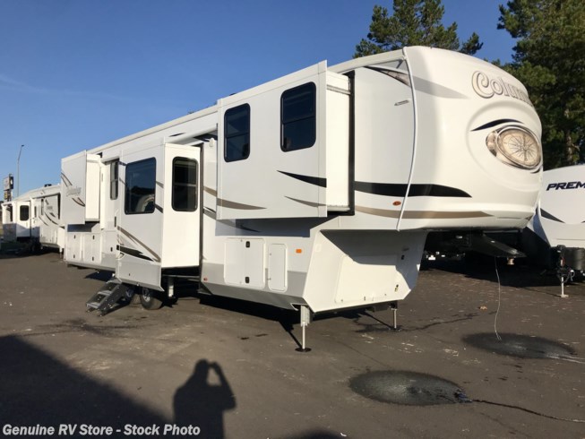 2021 Palomino Columbus 388FKC 2021 Palomino Columbus 388FKC