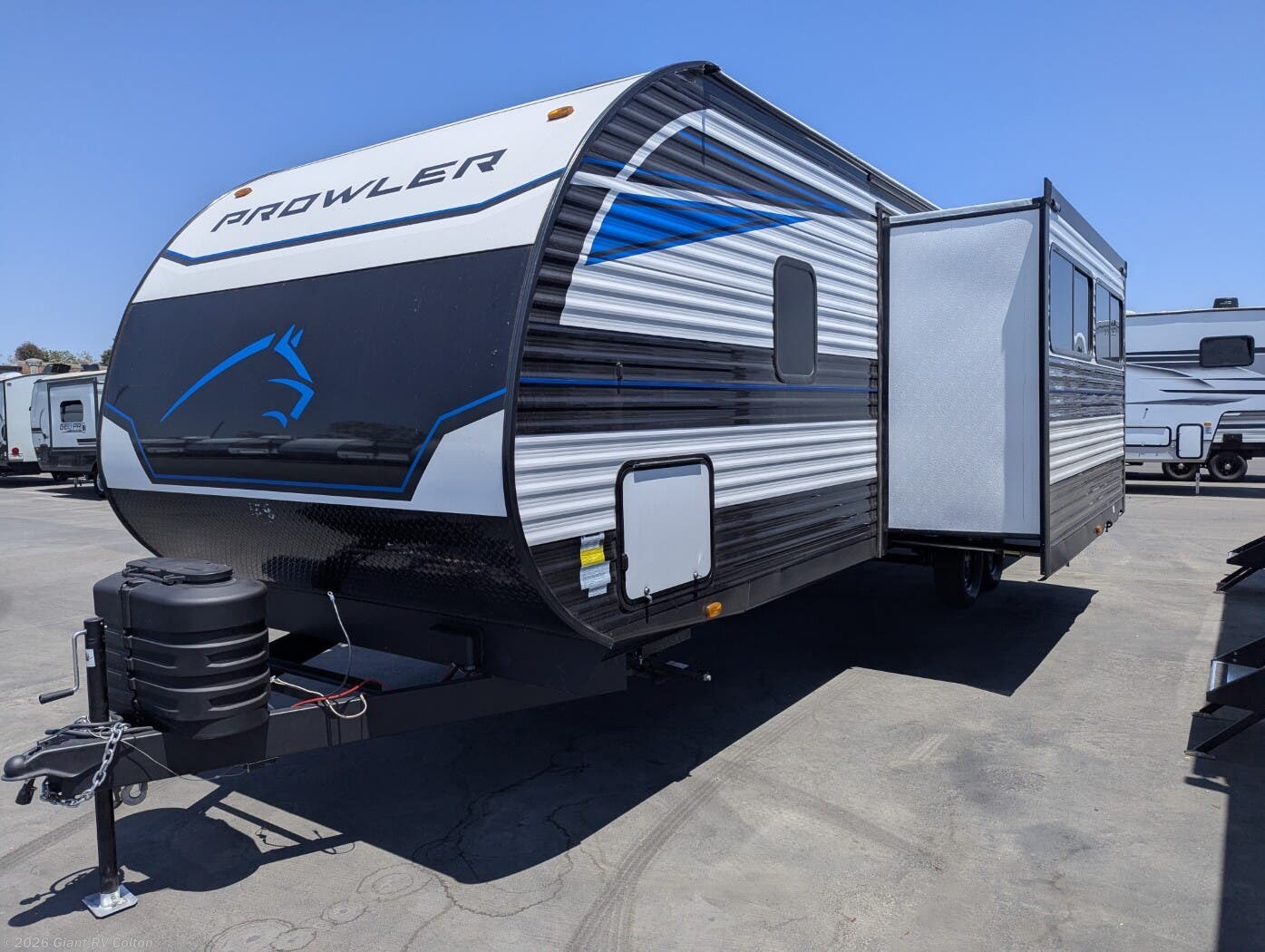 Contact us now about this 2025 Heartland Prowler Lynx 3005QBX! 2025 Prowler Lynx 3005QBX by Heartland from Giant RV in Colton, California