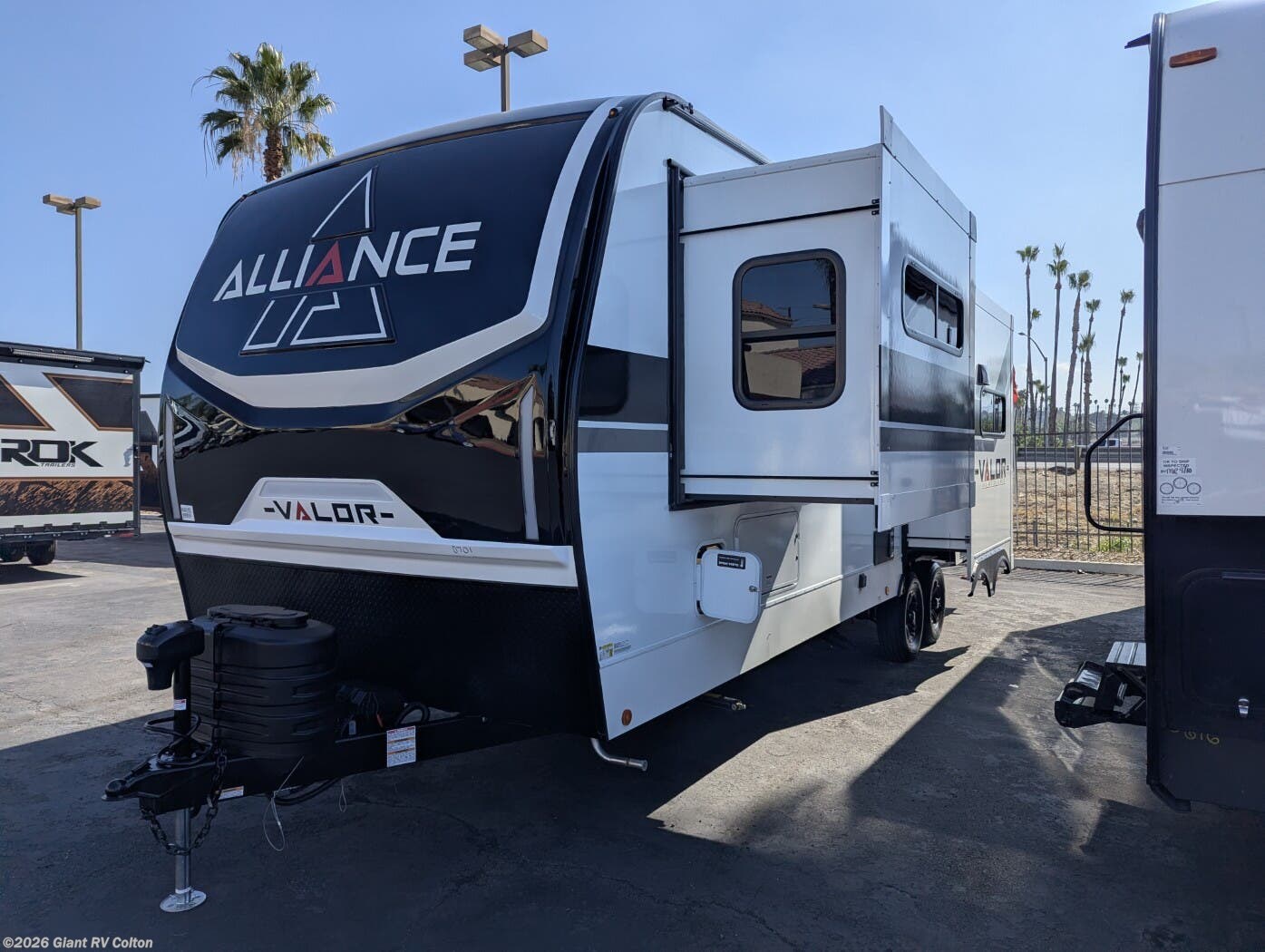 New 2026 Alliance RV Valor All Access 27T14 available in Colton, California