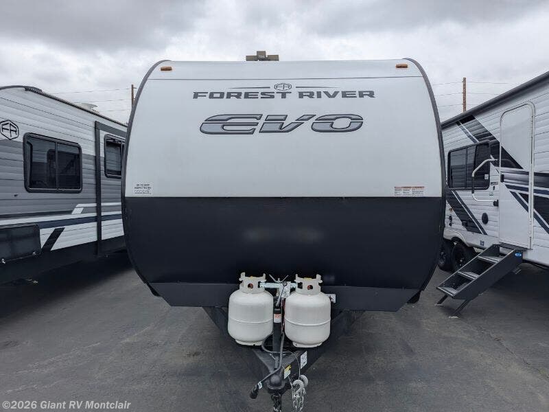 Contact us now about this 2025 Forest River EVO East 28BH! 2025 EVO East 28BH by Forest River from Giant RV in Montclair, California