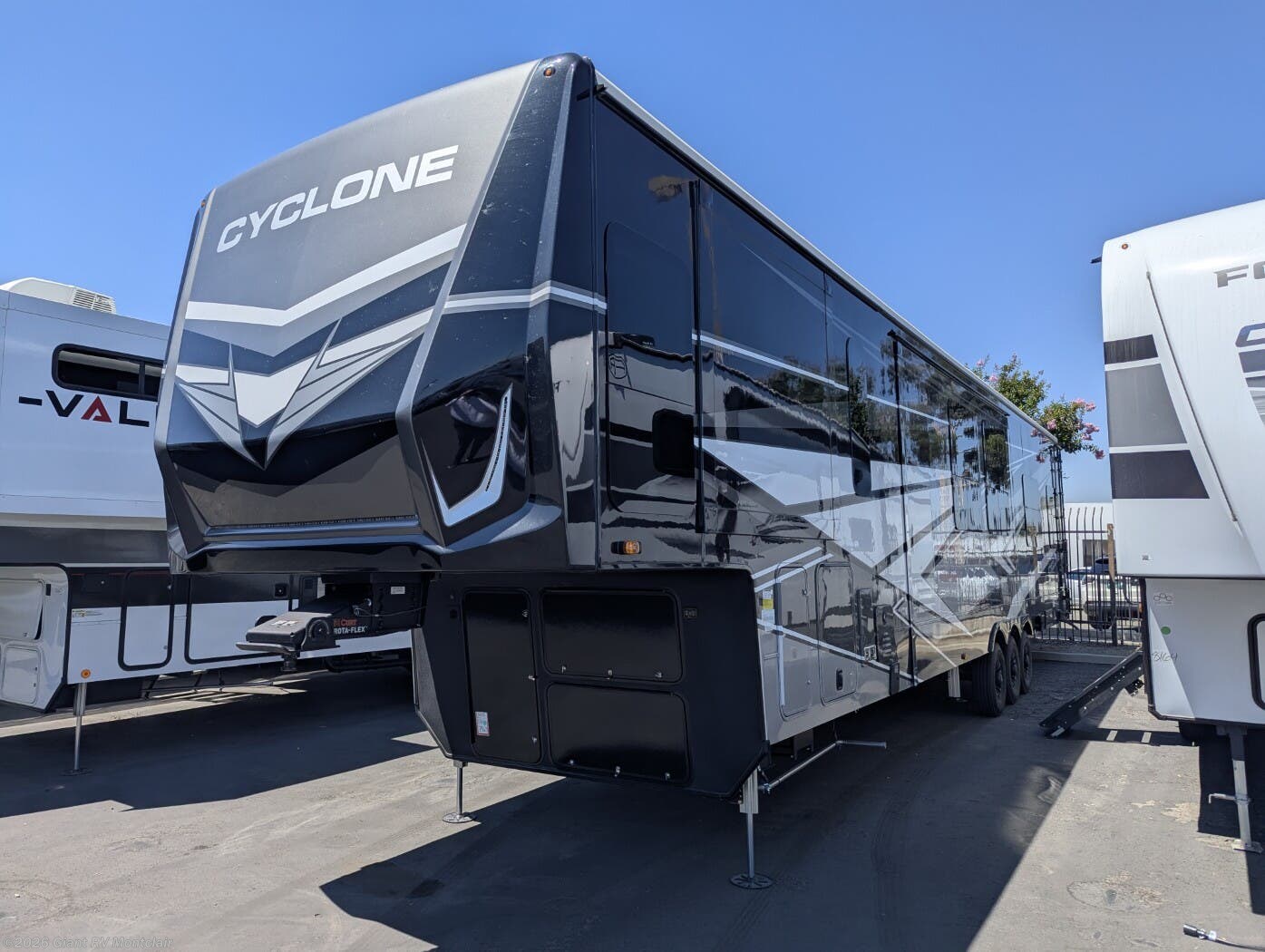 Contact us now about this 2025 Heartland Cyclone CY 4215! 2025 Cyclone CY 4215 by Heartland from Giant RV in Montclair, California