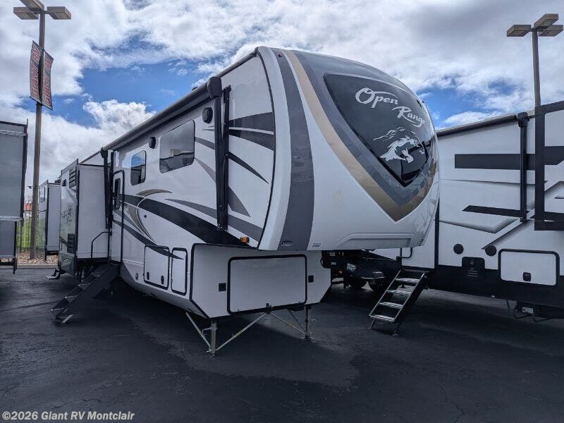 Email now about this 2023 Highland Ridge Open Range 395BHS! Used 2023 Highland Ridge Open Range 395BHS available in Montclair, California