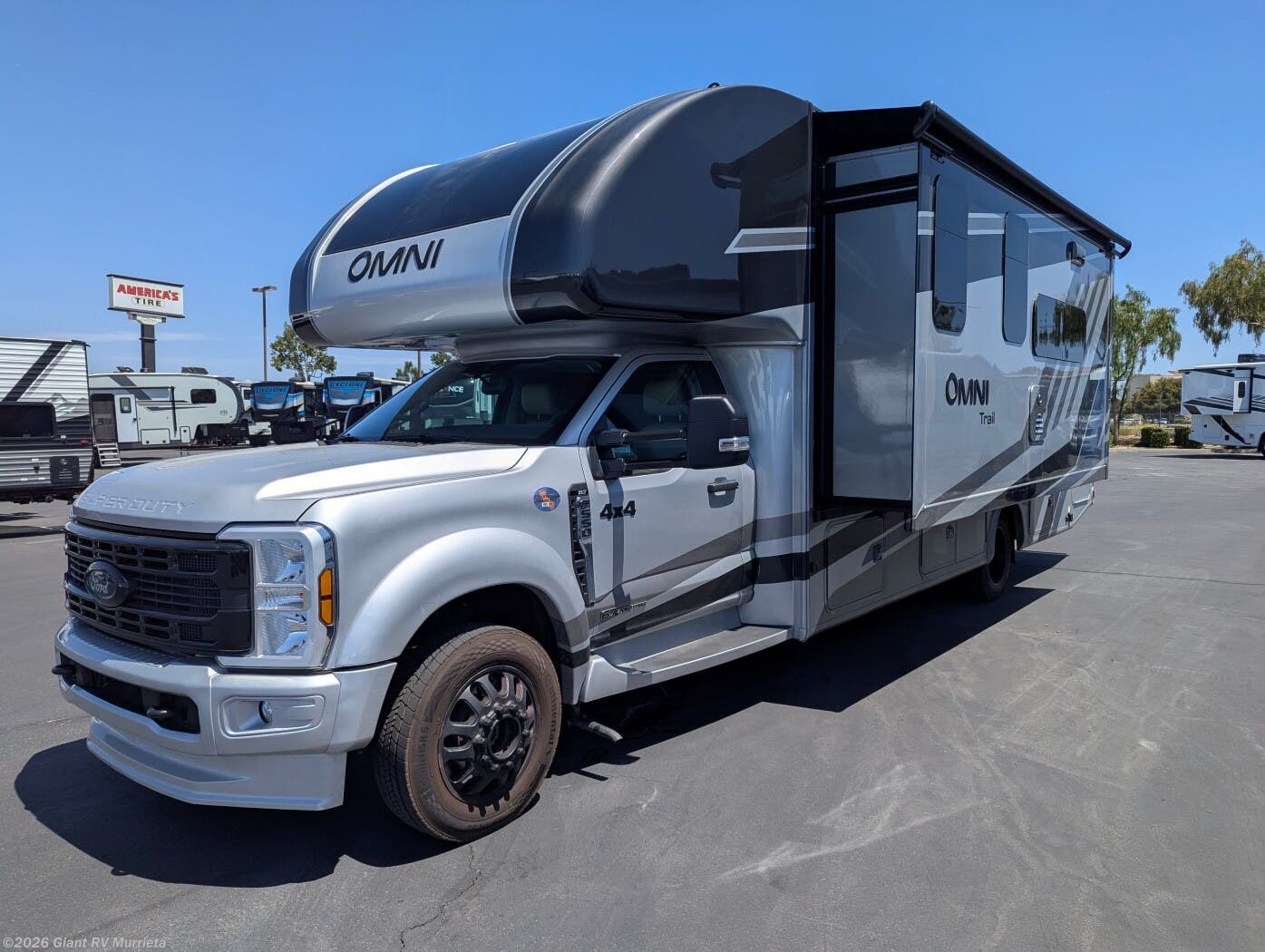 New 2026 Thor Motor Coach Omni Trail X32 available in Murrieta, California