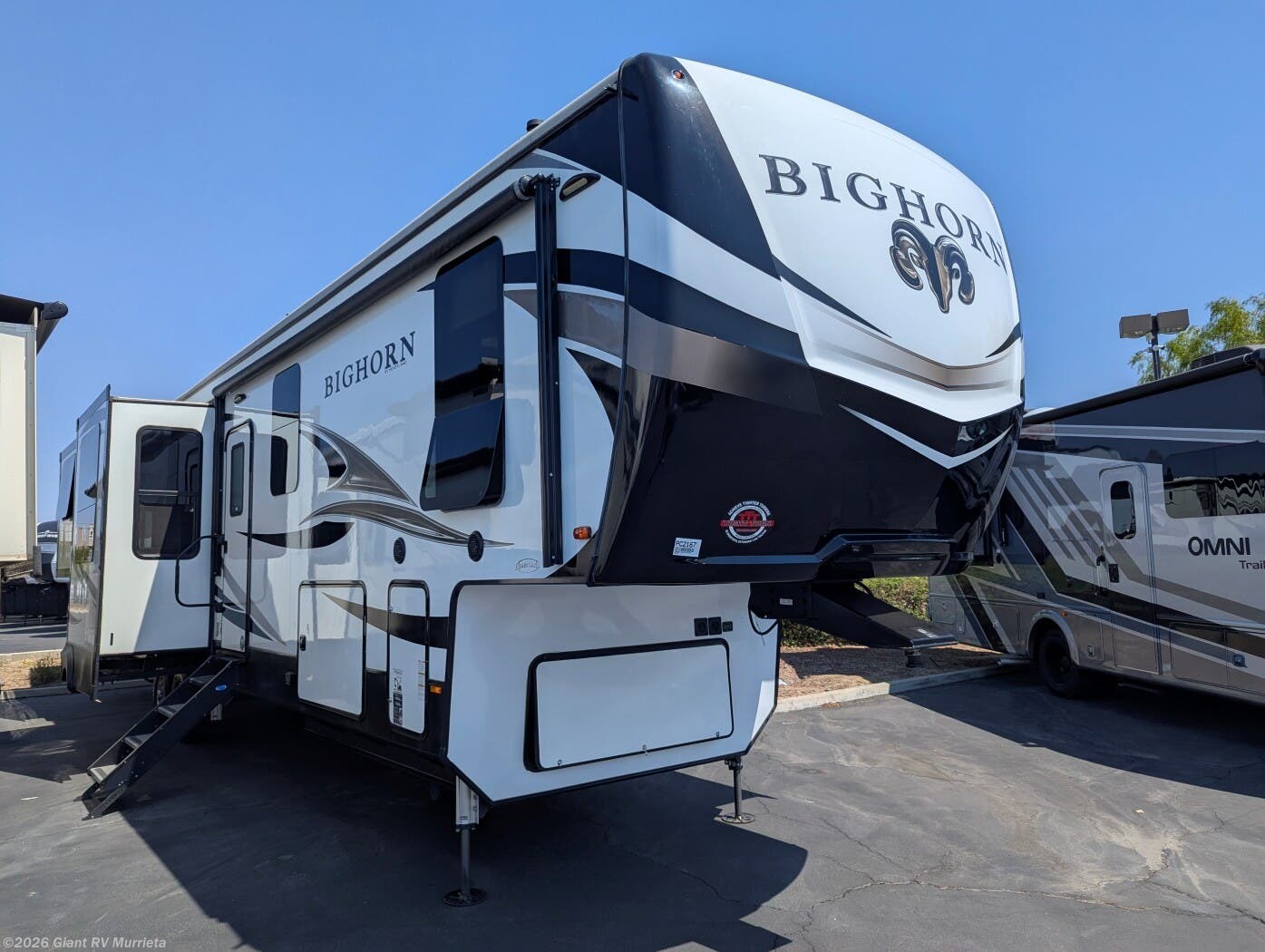 Email now about this 2020 Heartland Bighorn BH 3985 RRD! Used 2020 Heartland Bighorn BH 3985 RRD available in Murrieta, California