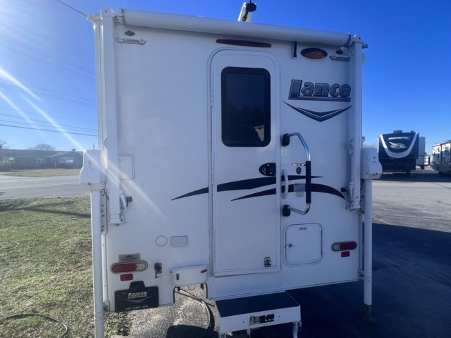 2019 Lance Lance Lite 650 - Used Truck Camper For Sale by Delmarva RV Center in Milford, Delaware