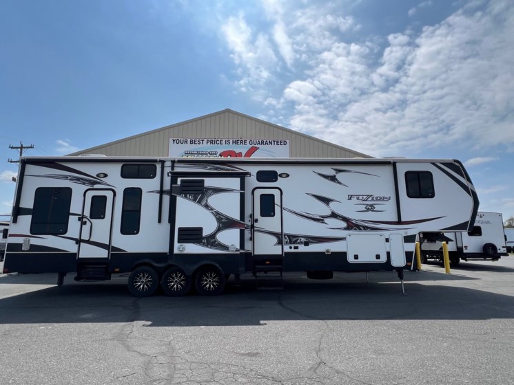 Used 2013 Keystone Fuzion 395 available in Milford, Delaware