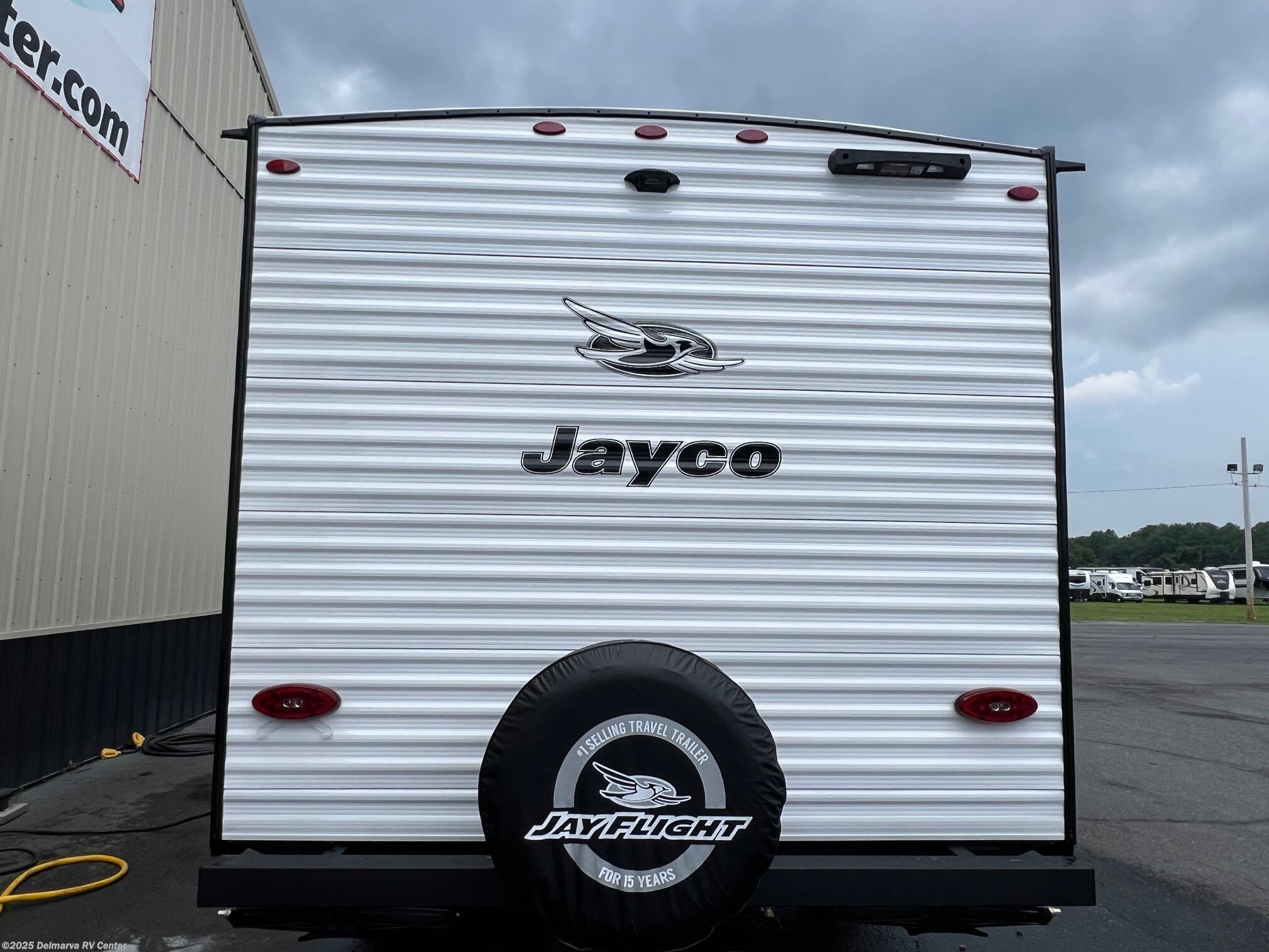 Contact us now about this 2026 Jayco Jay Flight SLX 175FQ! 2026 Jay Flight SLX 175FQ by Jayco from Delmarva RV Center in Milford, Delaware