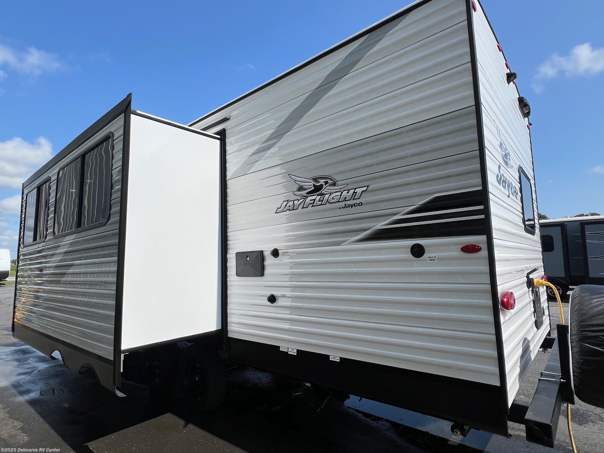 New 2026 Jayco Jay Flight SLX 261BHS available in Milford, Delaware