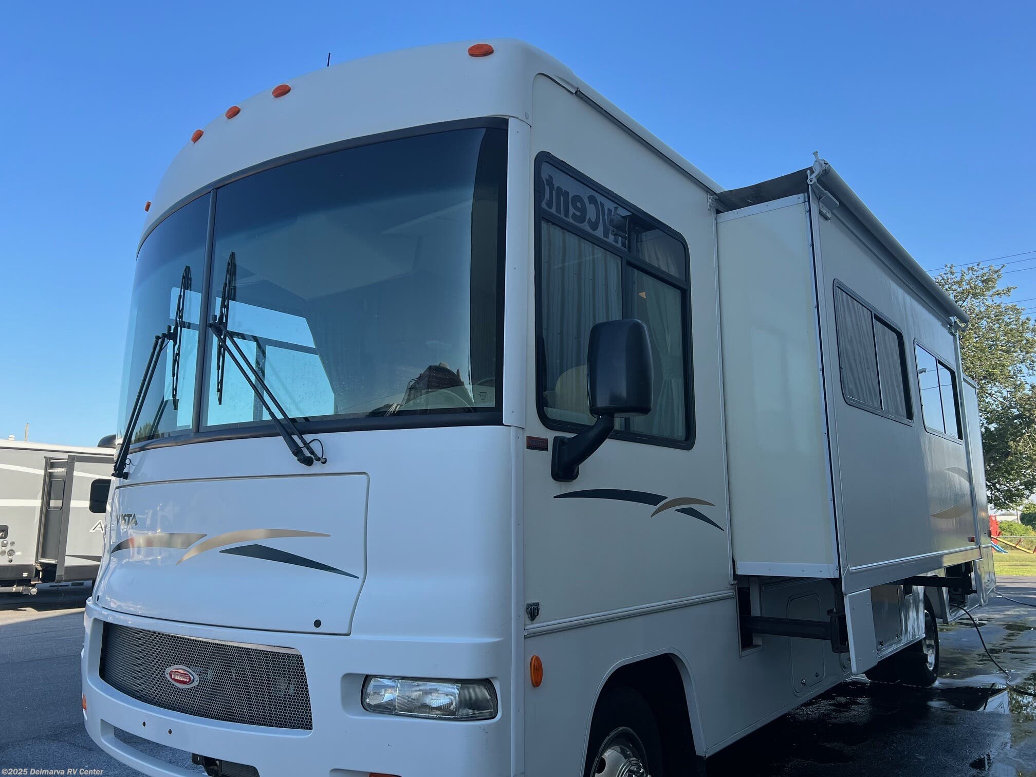 Used 2007 Winnebago Vista WFE33T available in Milford North, Delaware