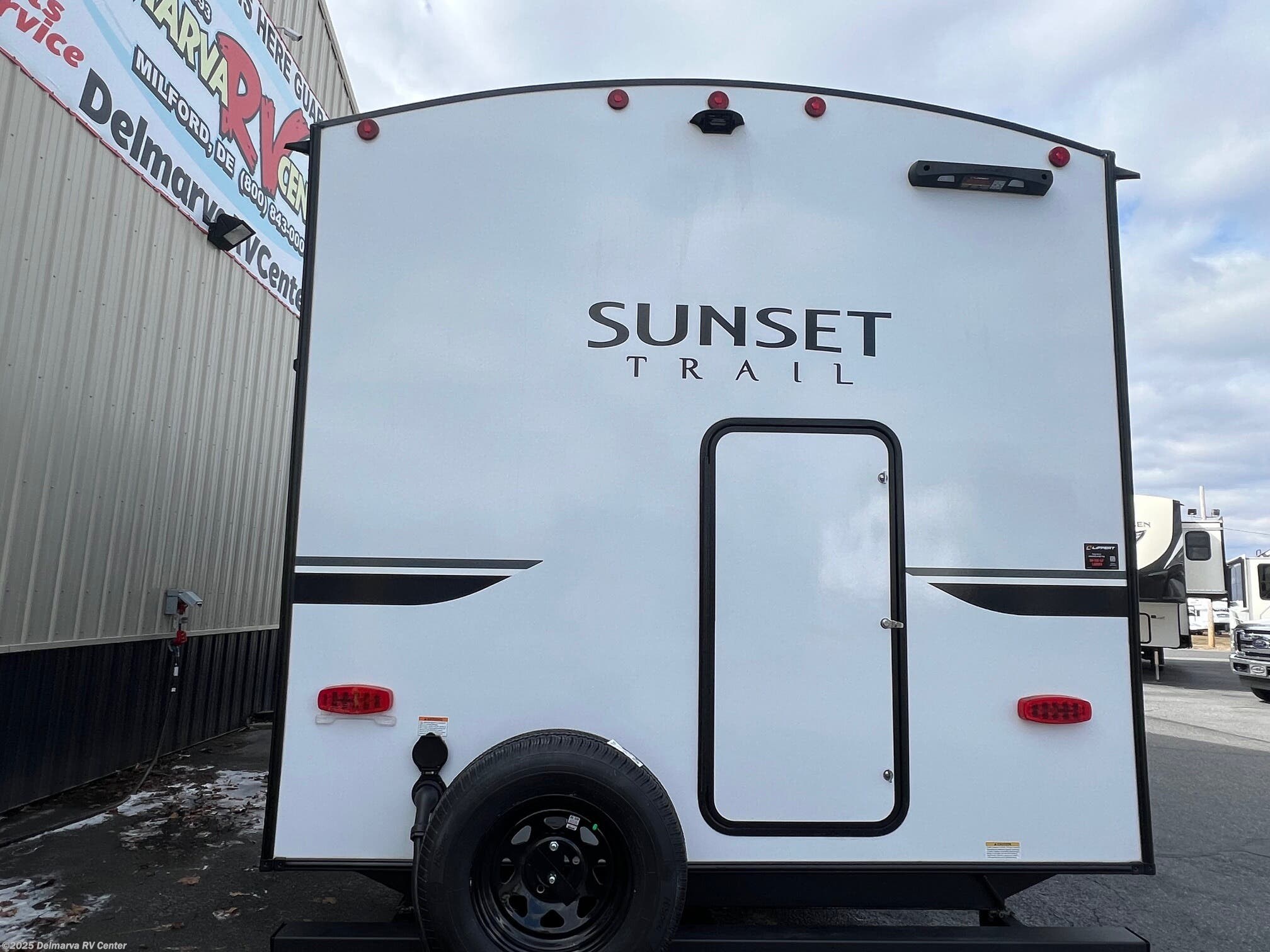 New 2025 CrossRoads Sunset Trail 279BH available in Milford, Delaware