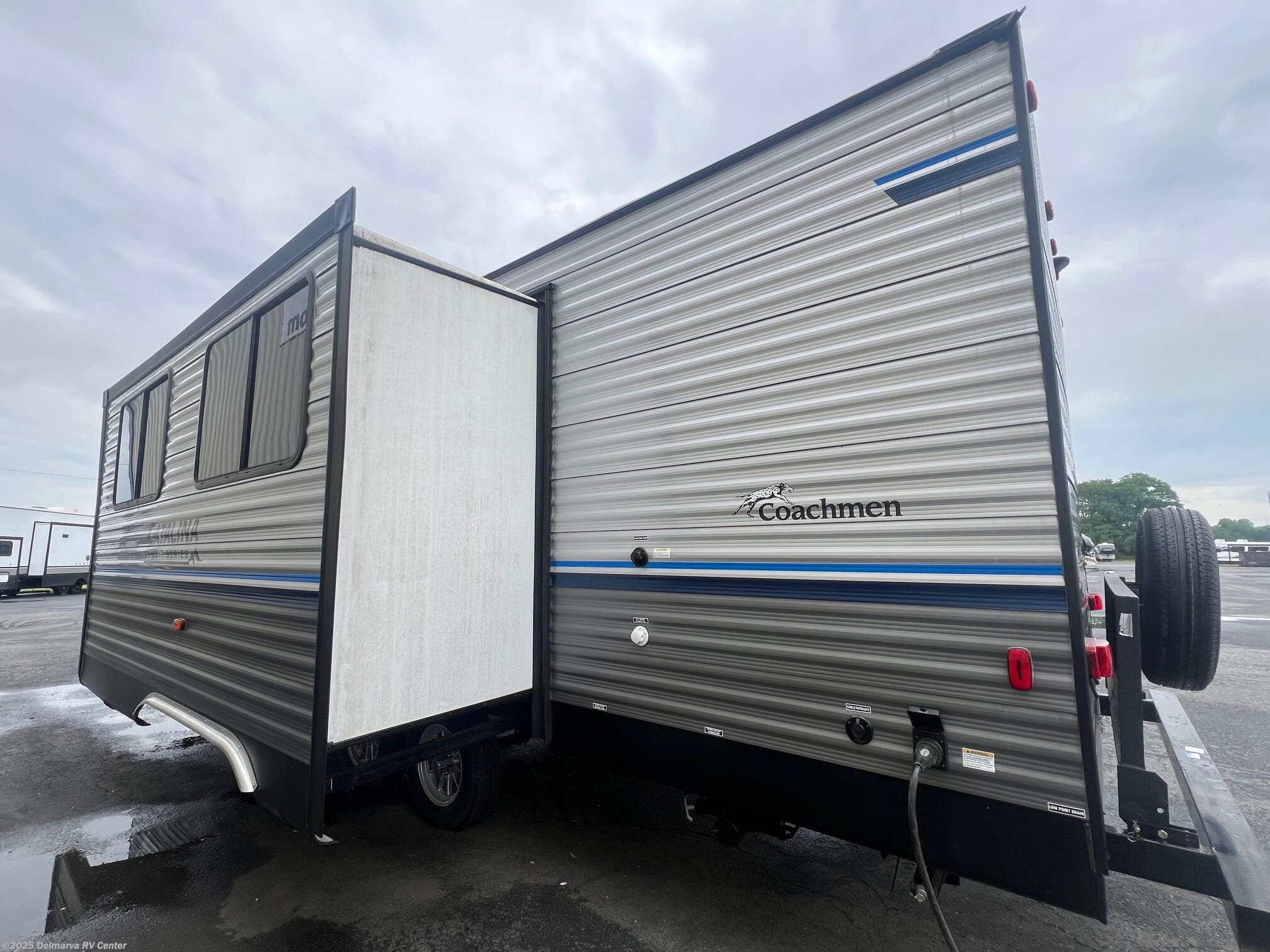 Used 2021 Coachmen Catalina Summit Series 8 261BHS available in Milford North, Delaware