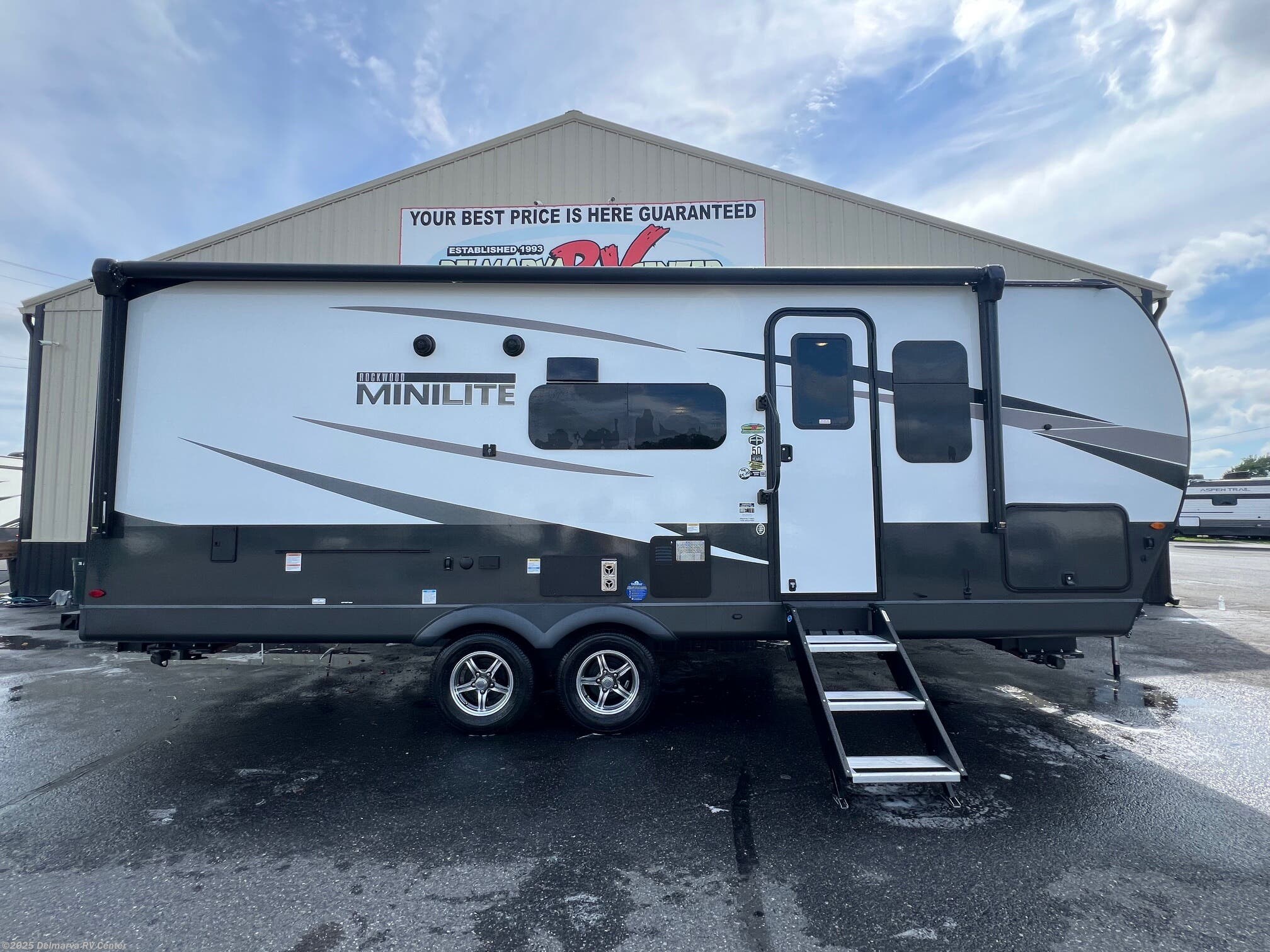 Email now about this 2025 Forest River Rockwood 2519S! New 2025 Forest River Rockwood 2519S available in Milford, Delaware