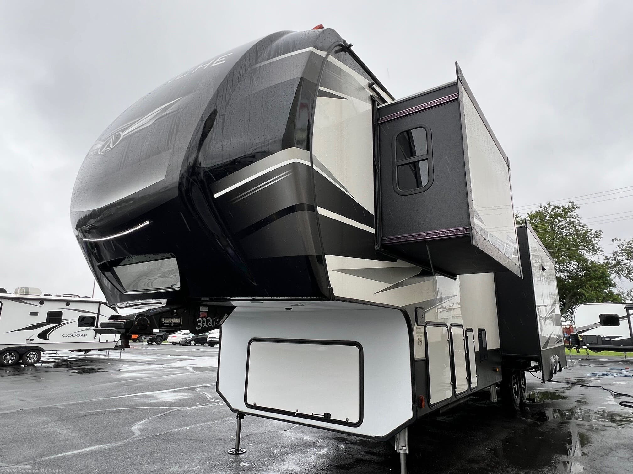 Used 2021 Keystone Avalanche 322RL available in Milford, Delaware