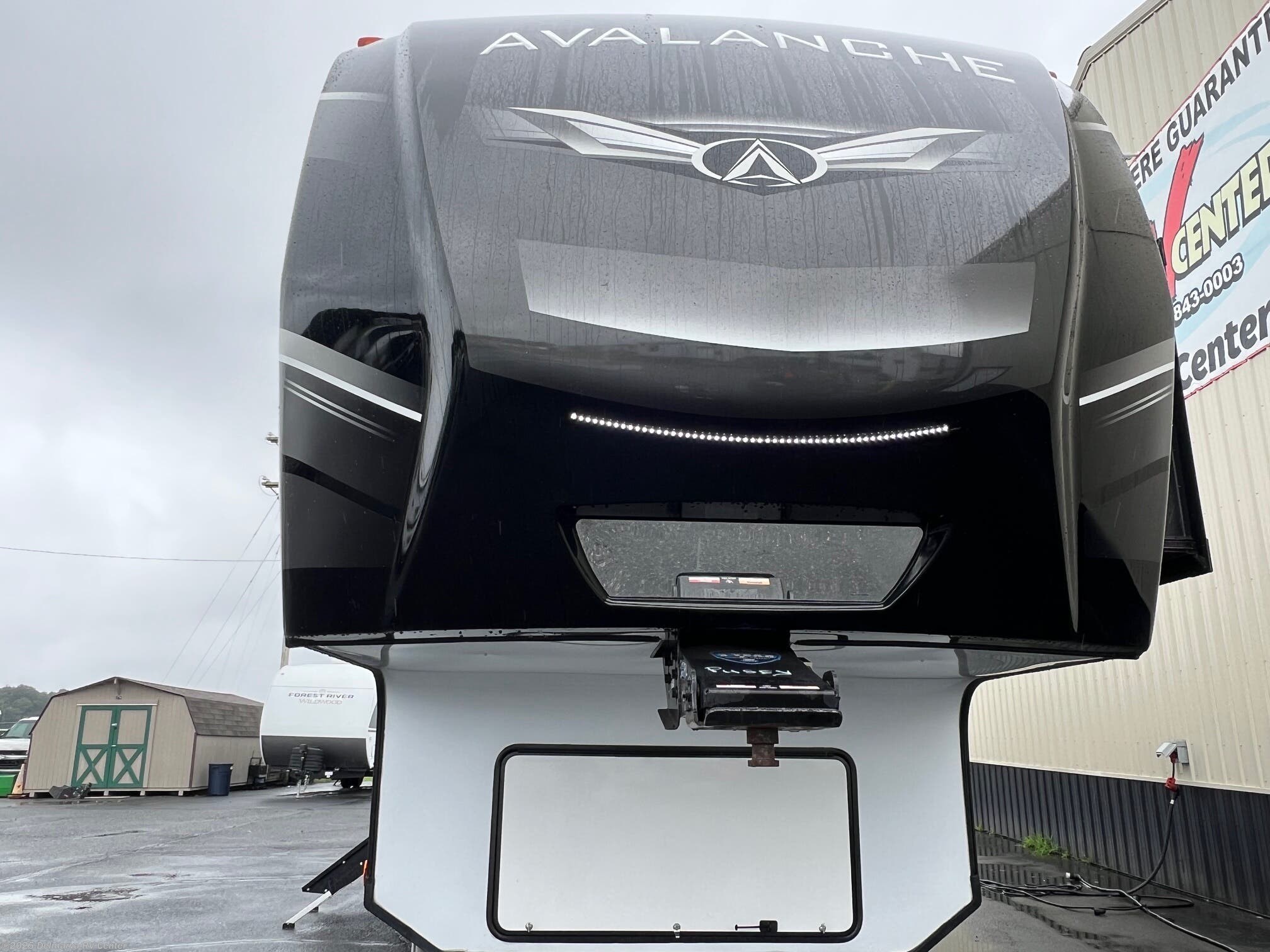 Contact us now about this 2021 Keystone Avalanche 322RL! 2021 Avalanche 322RL by Keystone from Delmarva RV Center in Milford, Delaware
