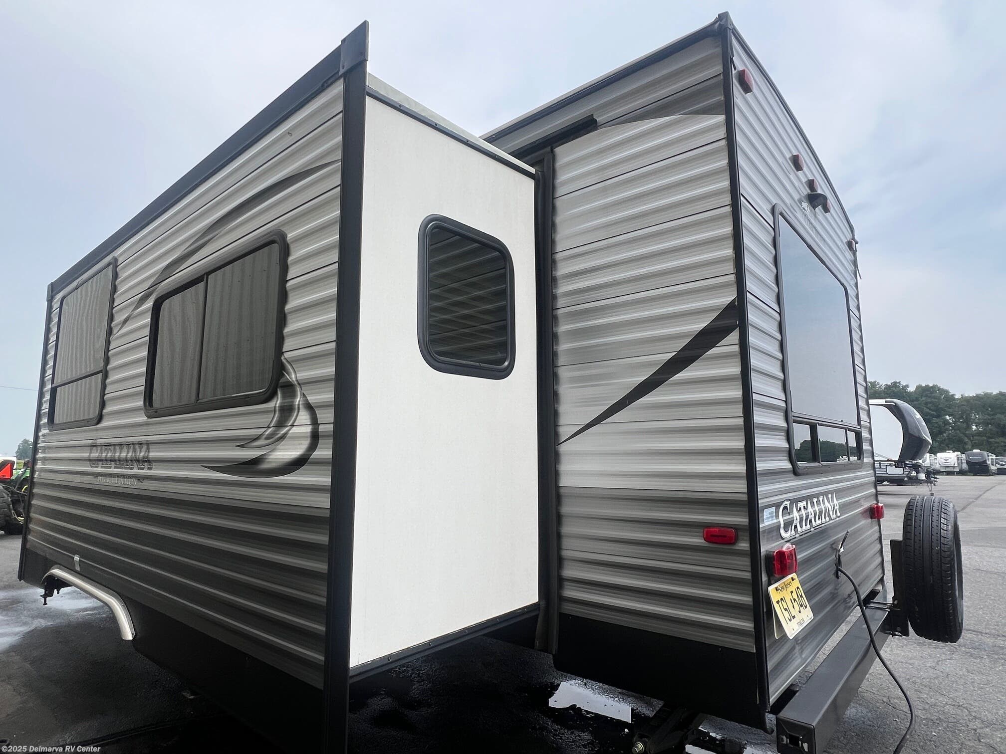 Used 2017 Coachmen Catalina 263RLS available in Milford North, Delaware