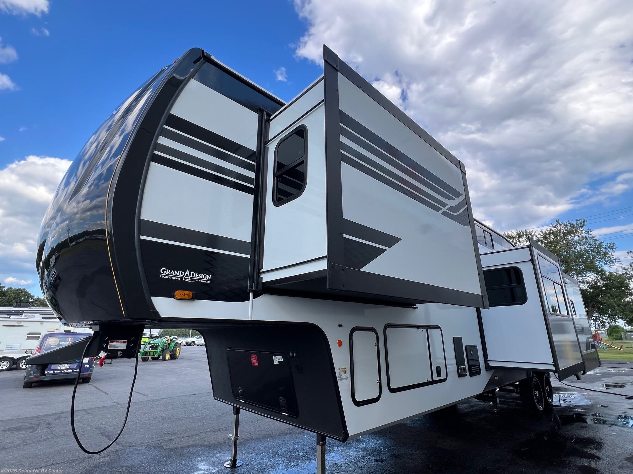 Call now about this 2026 Grand Design Reflection 367BHS! 2026 Grand Design Reflection 367BHS - New Fifth Wheel For Sale by Delmarva RV Center in Milford, Delaware