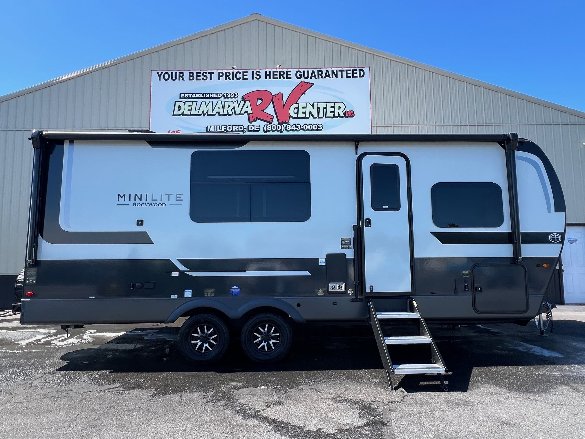 Email now about this 2026 Forest River Rockwood Mini Lite 2522FB! New 2026 Forest River Rockwood Mini Lite 2522FB available in Milford, Delaware