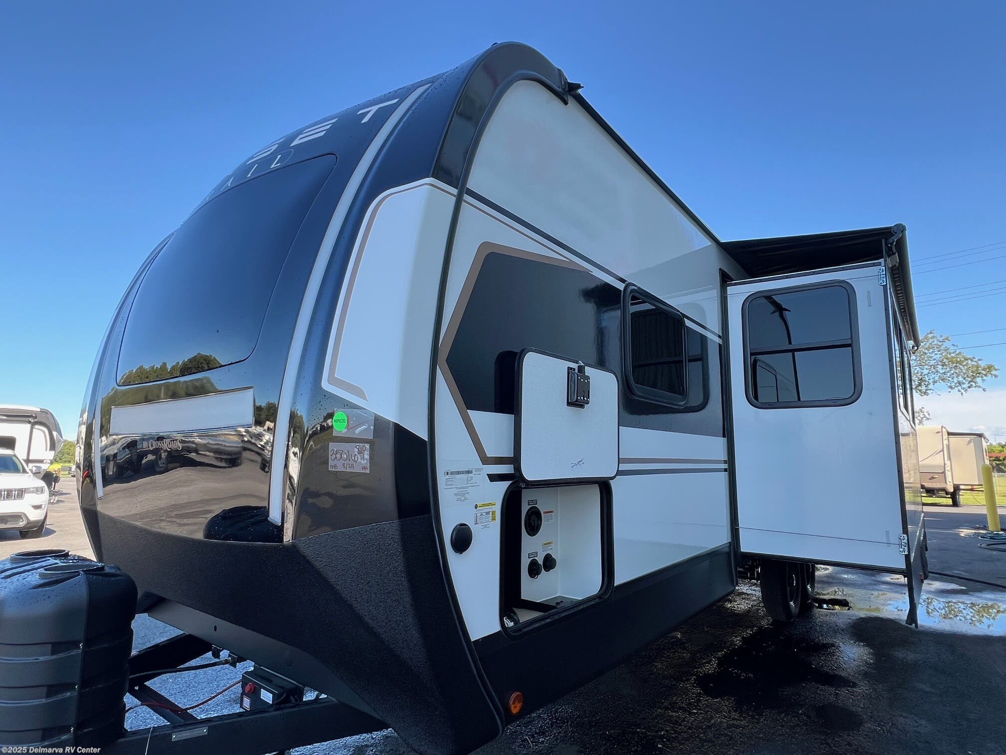 Contact us now about this 2026 CrossRoads Sunset Trail 253RB! 2026 Sunset Trail 253RB by CrossRoads from Delmarva RV Center (Milford North) in Milford North, Delaware