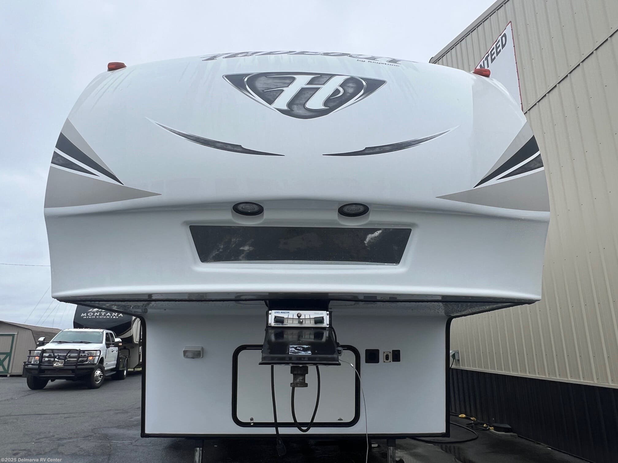 Contact us now about this 2017 Keystone Hideout 299RLDS! 2017 Hideout 299RLDS by Keystone from Delmarva RV Center in Milford, Delaware