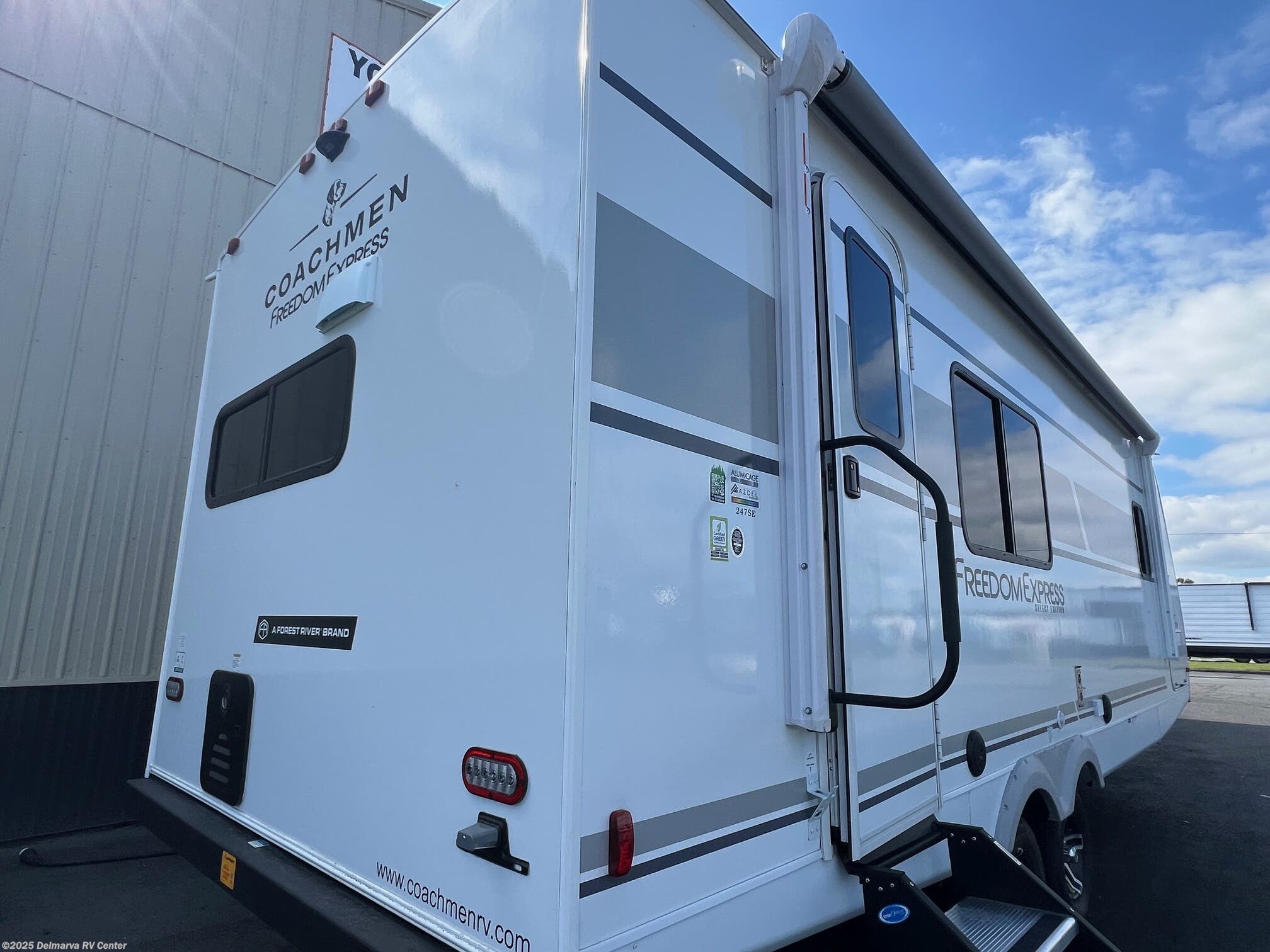 Contact us now about this 2026 Coachmen Freedom Express 247SE! 2026 Freedom Express 247SE by Coachmen from Delmarva RV Center (Milford North) in Milford North, Delaware