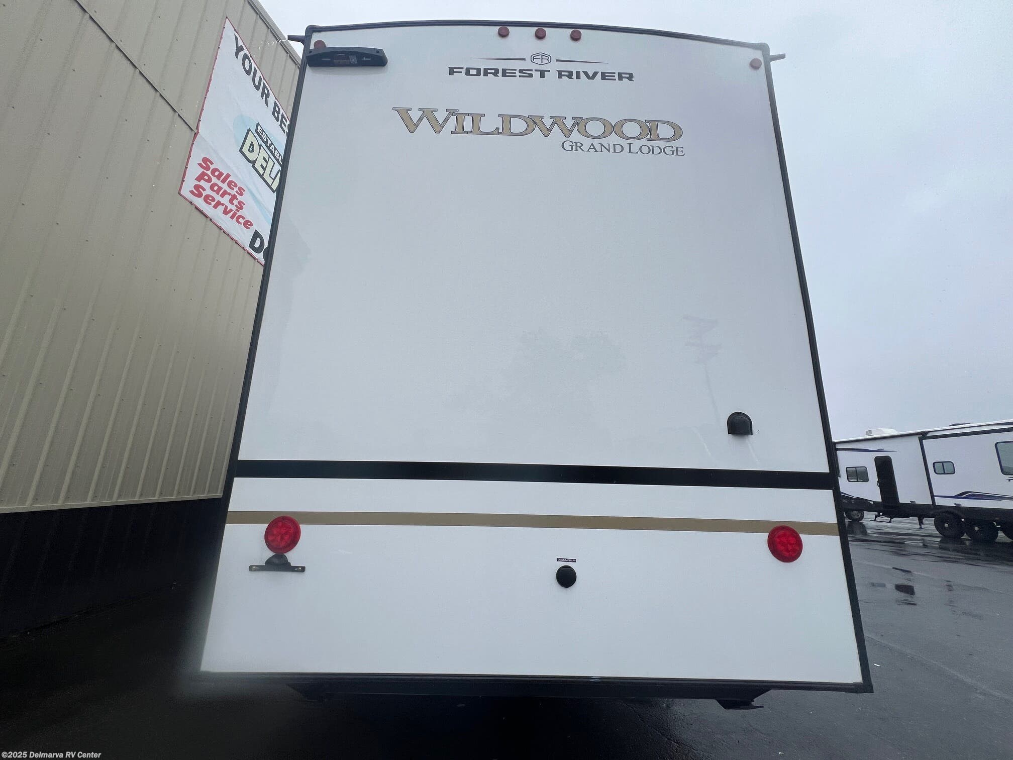 Call now about this 2026 Forest River Wildwood Grand Lodge 42ZEN! 2026 Forest River Wildwood Grand Lodge 42ZEN - New Destination Trailer For Sale by Delmarva RV Center in Milford, Delaware