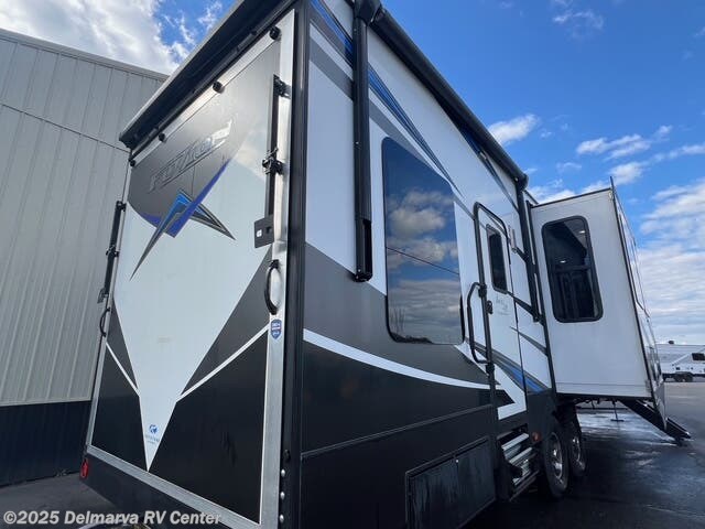 Contact us now about this 2021 Keystone Fuzion 373! 2021 Fuzion 373 by Keystone from Delmarva RV Center in Milford, Delaware