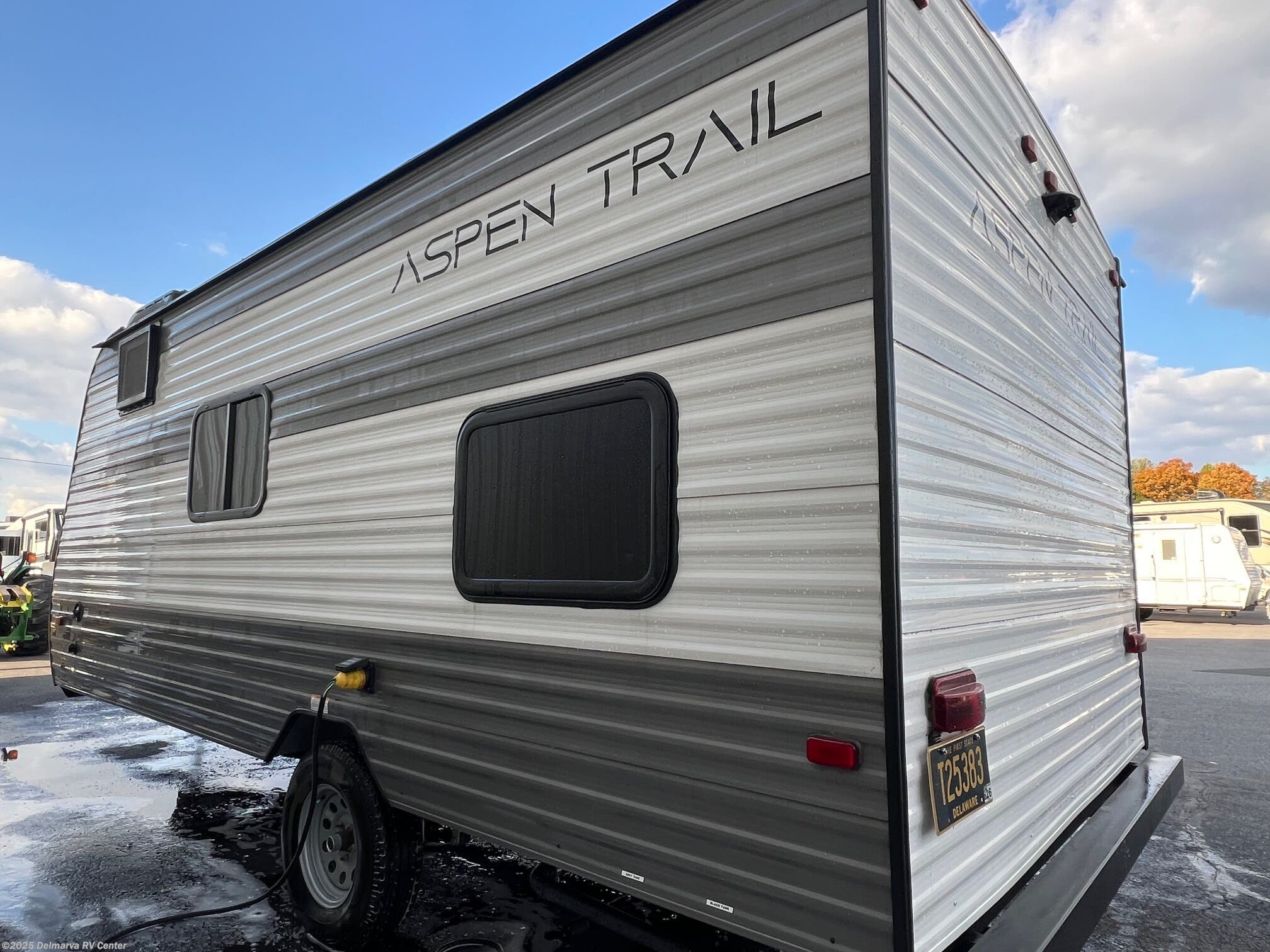 Call now about this 2023 Dutchmen Aspen Trail 17BH! 2023 Dutchmen Aspen Trail 17BH - Used Travel Trailer For Sale by Delmarva RV Center in Milford, Delaware