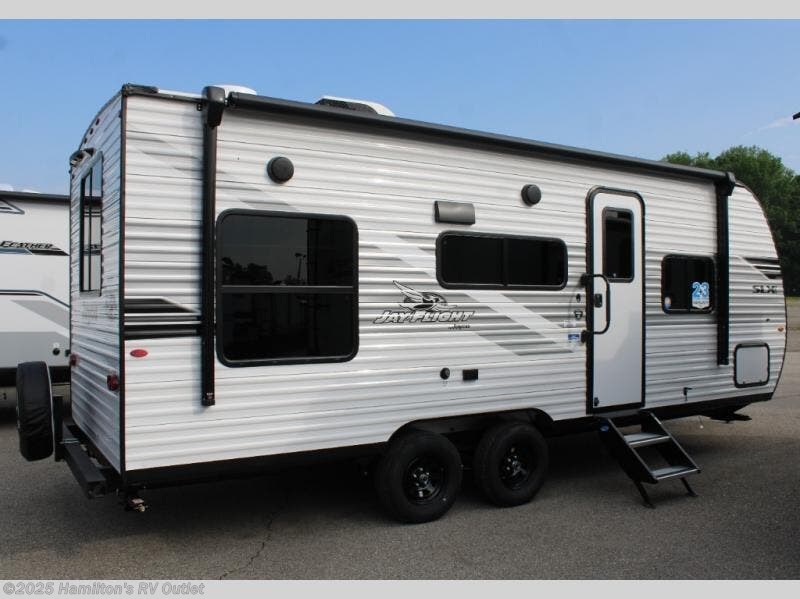 Email now about this 2026 Jayco Jay Flight SLX 210QB! New 2026 Jayco Jay Flight SLX 210QB available in Saginaw, Michigan