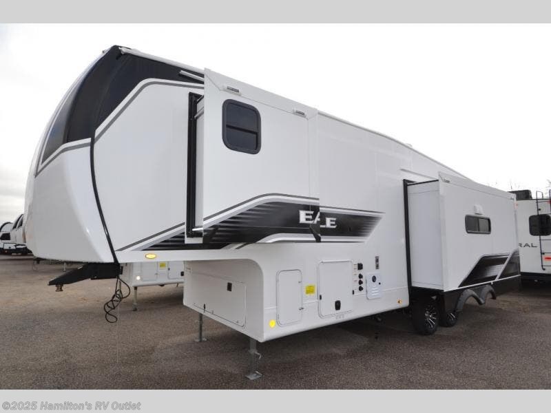 Contact us now about this 2026 Jayco Eagle SLE 30RLT! 2026 Eagle SLE 30RLT by Jayco from Hamilton's RV Outlet in Saginaw, Michigan