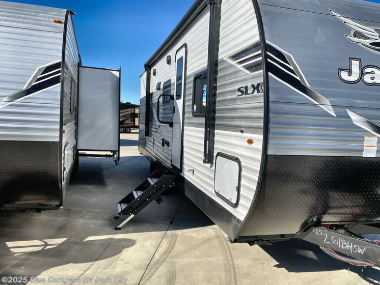 Email now about this 2025 Jayco Jay Flight SLX 261BHSW! New 2025 Jayco Jay Flight SLX 261BHSW available in Park City, Kansas