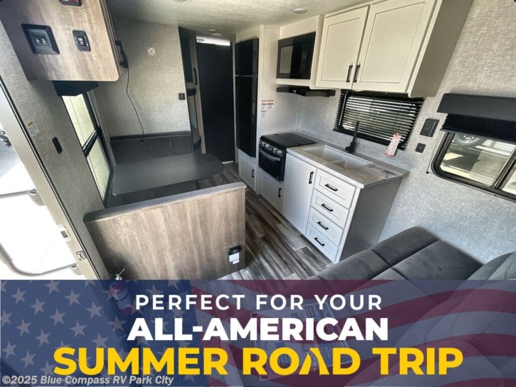 Email now about this 2025 Jayco Jay Flight SLX 260BH! New 2025 Jayco Jay Flight SLX 260BH available in Park City, Kansas