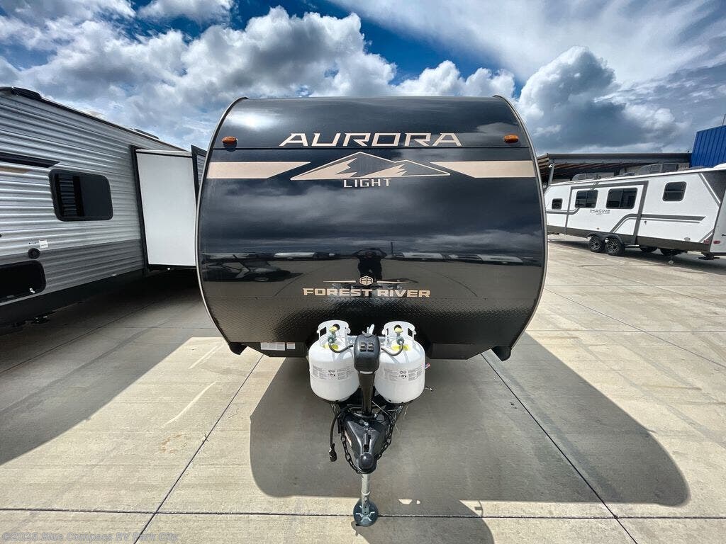 Contact us now about this 2025 Forest River Aurora Light 26BH! 2025 Aurora Light 26BH by Forest River from Blue Compass RV Park City in Park City, Kansas