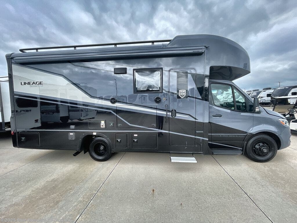 New 2025 Grand Design Lineage M25FW available in Park City, Kansas