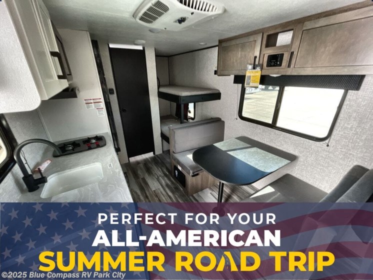 Email now about this 2025 Jayco Jay Flight SLX 175BHW! New 2025 Jayco Jay Flight SLX 175BHW available in Park City, Kansas