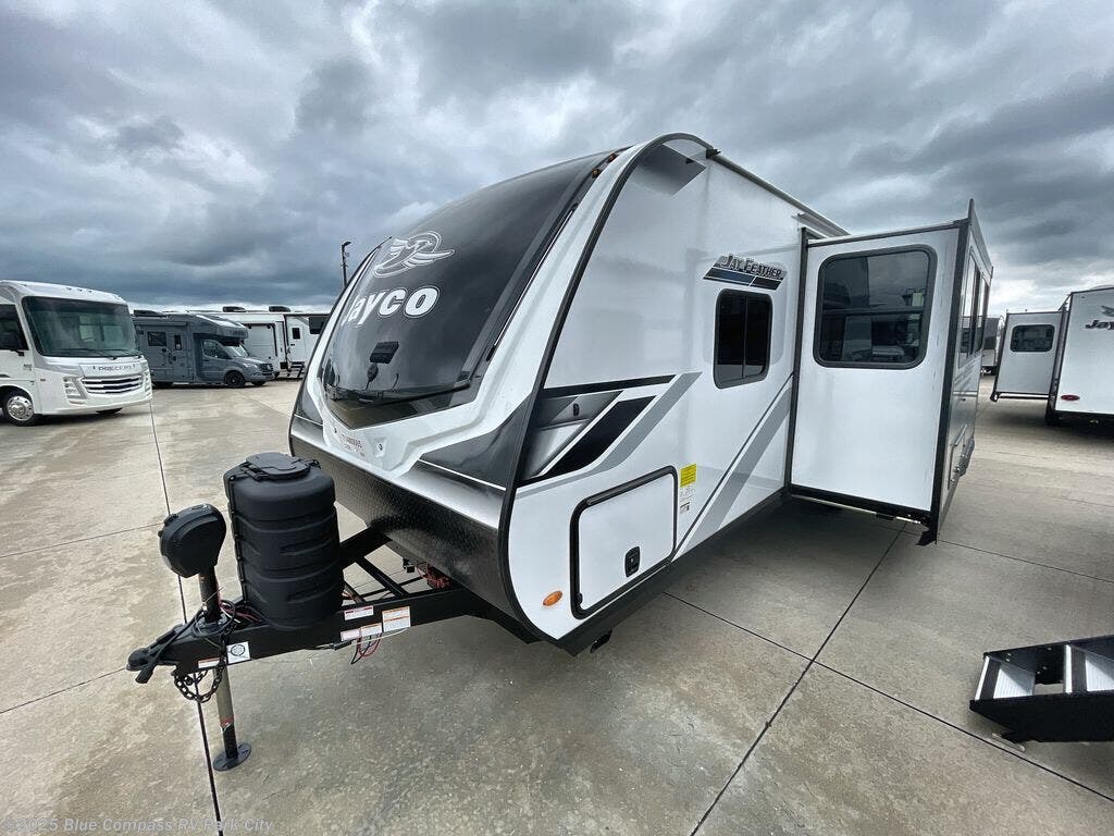 Email now about this 2026 Jayco Jay Feather 27BH! New 2026 Jayco Jay Feather 27BH available in Park City, Kansas