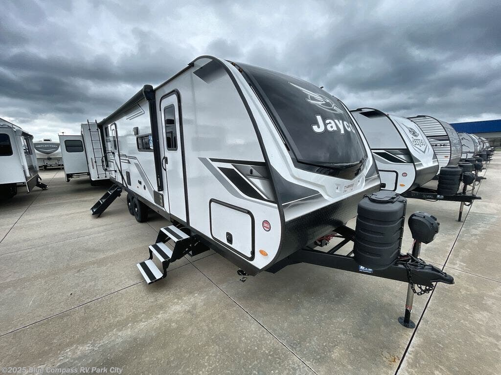 New 2026 Jayco Jay Feather 27BH available in Park City, Kansas