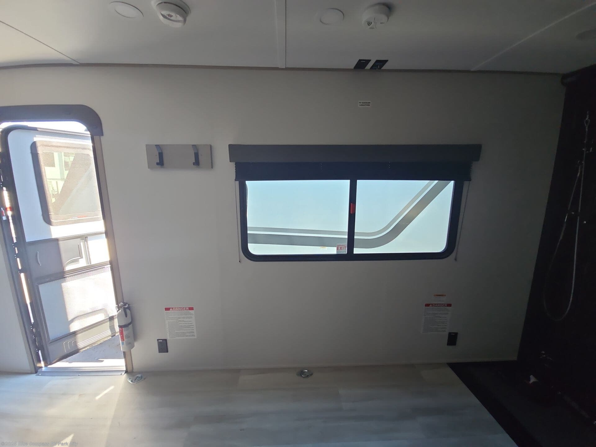 Contact us now about this 2026 Grand Design Momentum MAV 17MAV! 2026 Momentum MAV 17MAV by Grand Design from Blue Compass RV Park City in Park City, Kansas