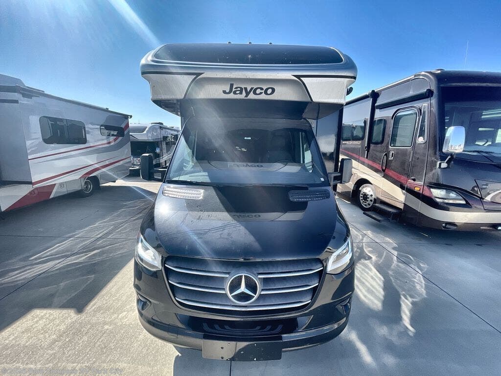 Contact us now about this 2021 Jayco Melbourne Prestige 24KP! 2021 Melbourne Prestige 24KP by Jayco from Blue Compass RV Park City in Park City, Kansas