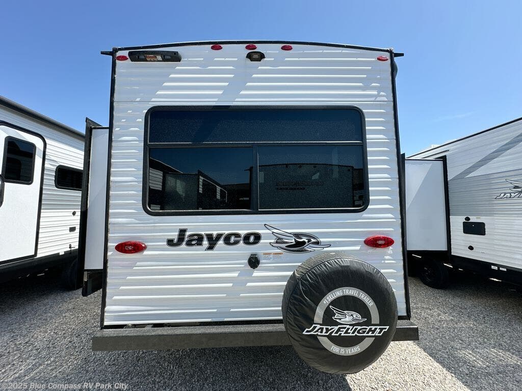 Contact us now about this 2025 Jayco Jay Flight SLX 262RLSW! 2025 Jay Flight SLX 262RLSW by Jayco from Blue Compass RV Park City in Park City, Kansas