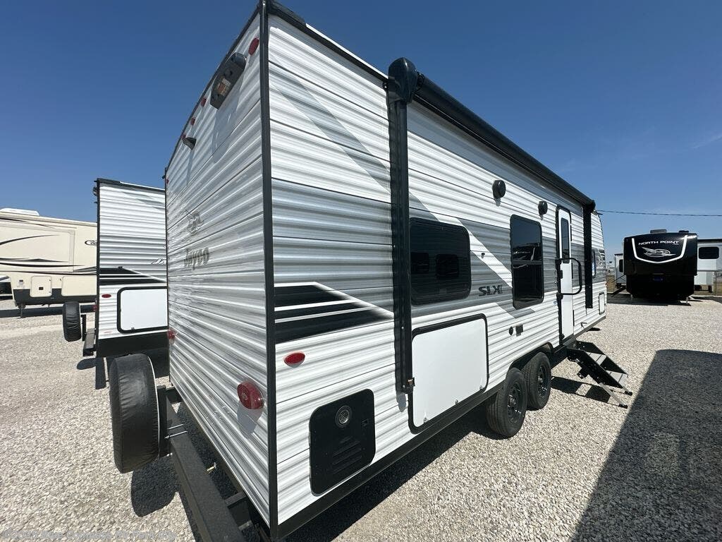 New 2025 Jayco Jay Flight SLX 260BH available in Park City, Kansas