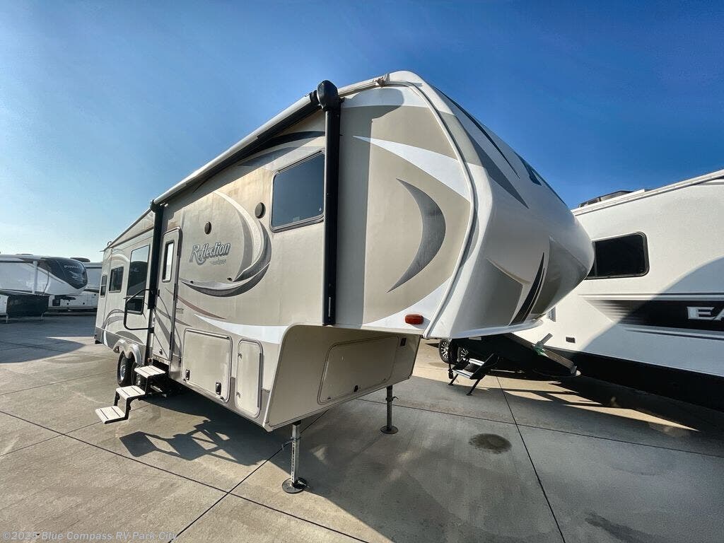 Email now about this 2015 Grand Design Reflection 303RLS! Used 2015 Grand Design Reflection 303RLS available in Park City, Kansas