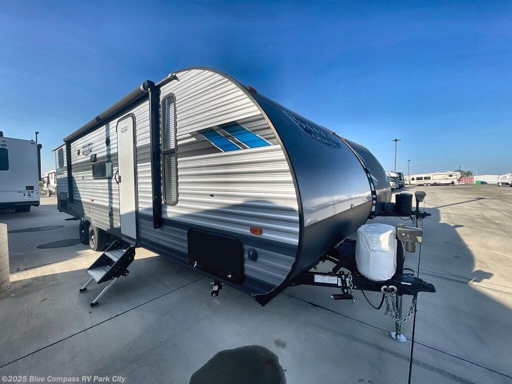 Used 2021 Forest River Salem Cruise Lite 282QBXL available in Park City, Kansas