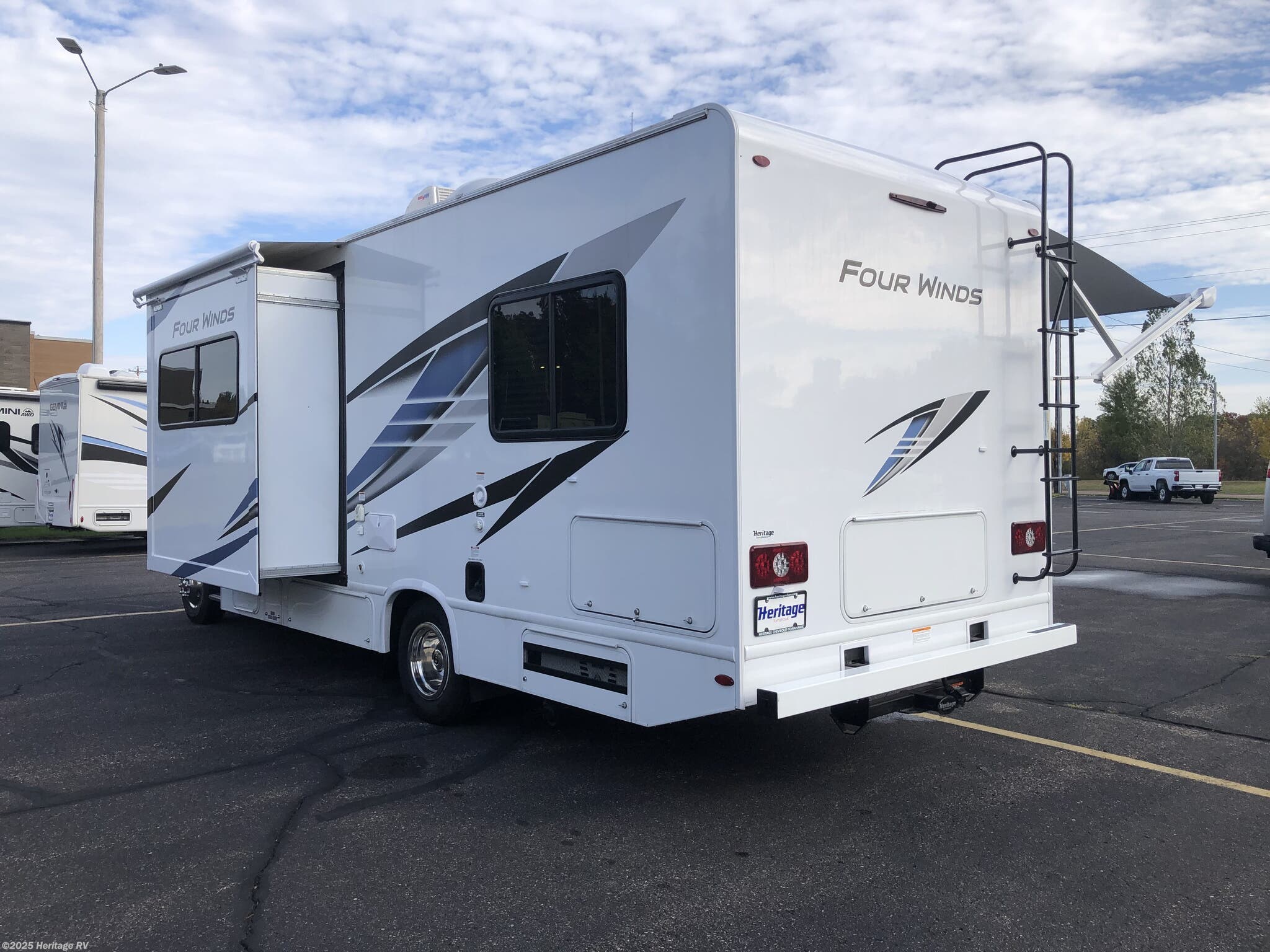 Contact us now about this 2024 Four Winds 25V! 2024 25V by Four Winds from Heritage RV in Tomahawk, Wisconsin